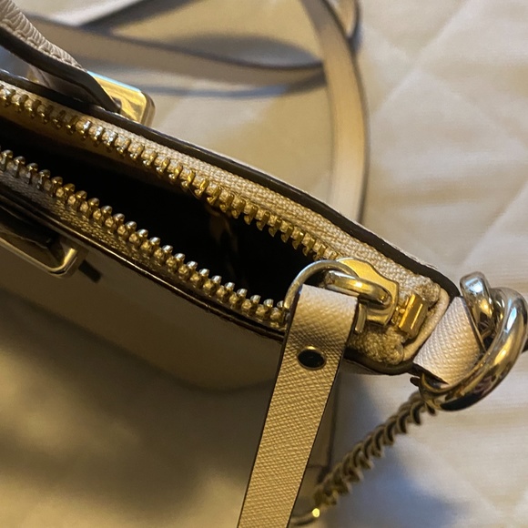 Small Purse - Picture 4 of 5